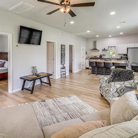 Mcalester Home With Large Yard And Grill!
